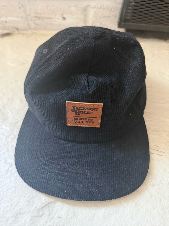 Other - Jackson Hole Men's Black Corduroy Cap
